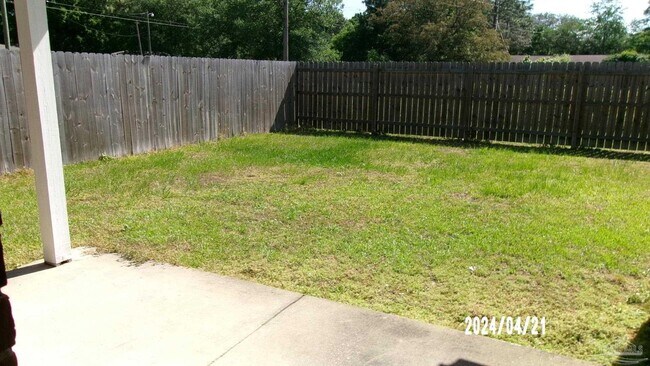 Building Photo - 7322 Mangum Dr