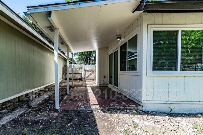 Building Photo - 9631 Ivy Bend St