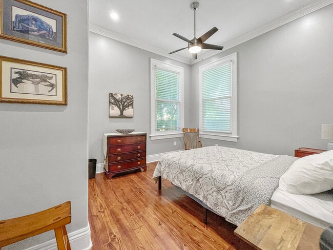 Building Photo - Well-Kept 2-Bedroom, 1-Bath Home in a Desirable Location!