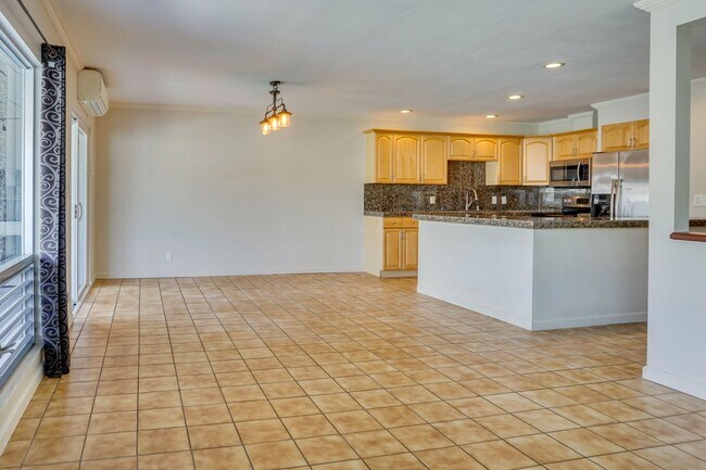 Building Photo - Marina Front Townhome at Kuapa Isle