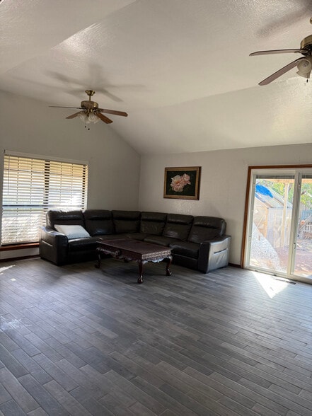 Building Photo - 11301 Windmill Pl