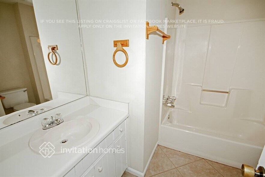 Building Photo - 4292 Gravitt Pl NW