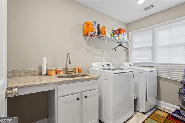Building Photo - 212 Huntington Shoals Dr
