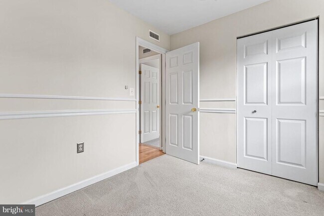 Building Photo - 10610 High Beach Ct