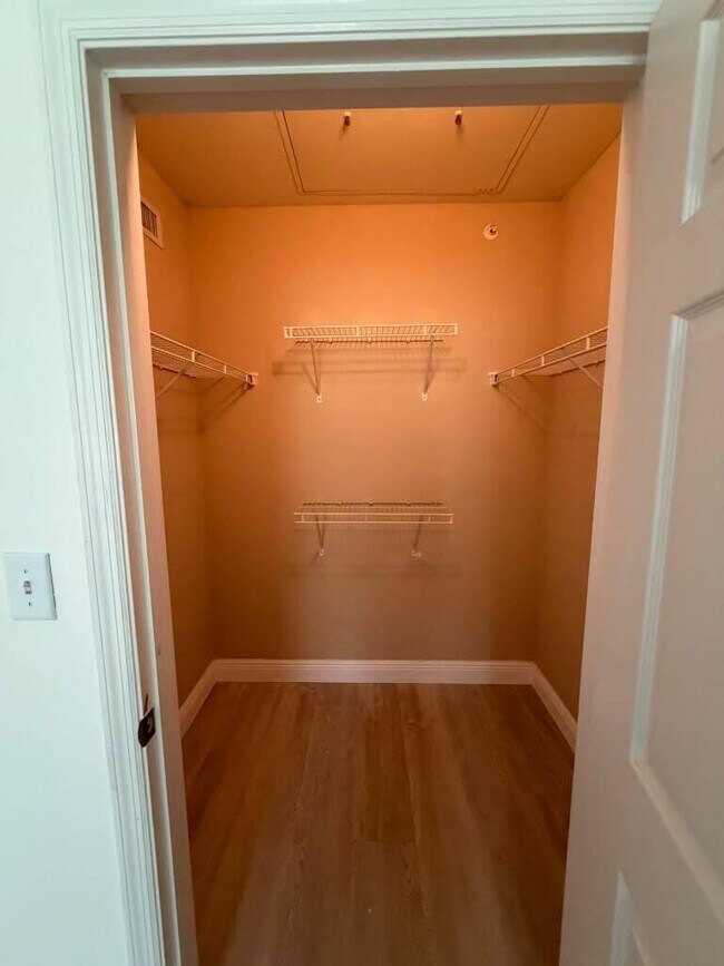 Building Photo - 6386 Emerald Dunes Dr