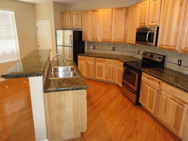 Building Photo - 7626 E Cholla Overlook Dr