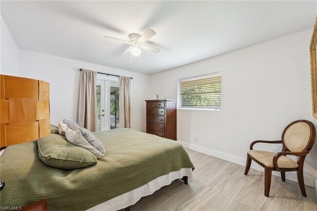 Building Photo - 1455 Pelican Ave