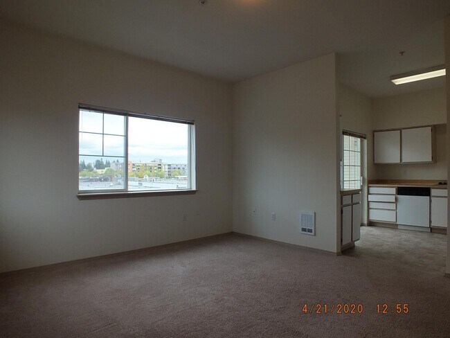 Building Photo - 12549 28th Ave NE