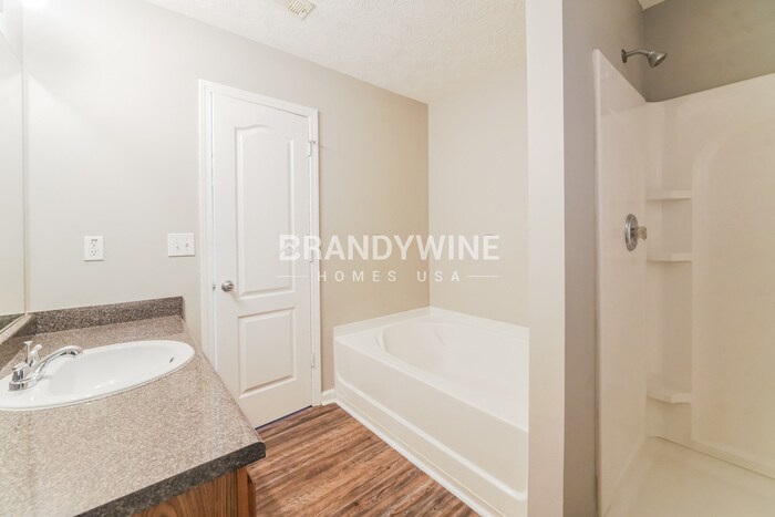 Building Photo - 4791 Tuong Yen Ct