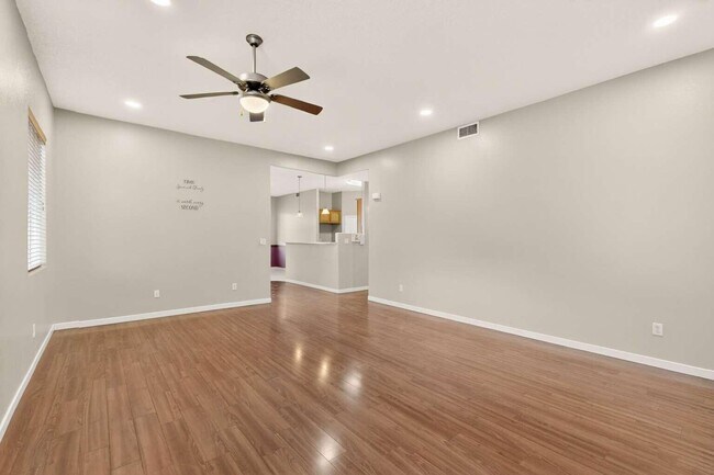 Building Photo - 2135 N Ensenada Cir SE