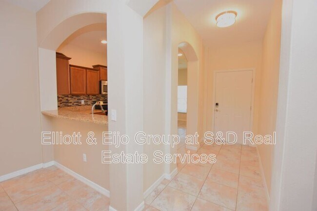 Building Photo - 4052 Mountain Chestnut Way