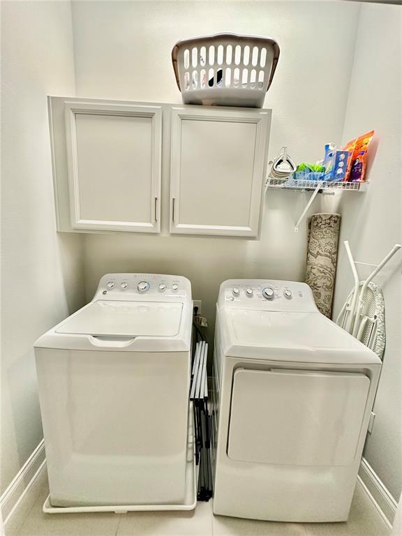 Building Photo - 900 Wild Date Ln