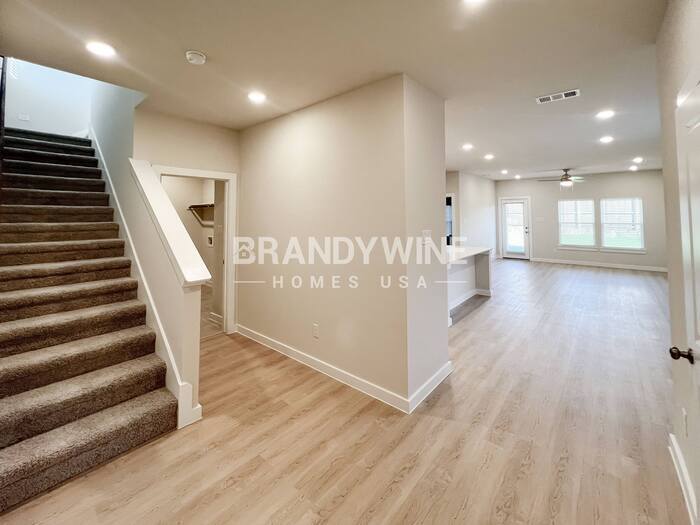 Building Photo - 341 Fire Rock Dr