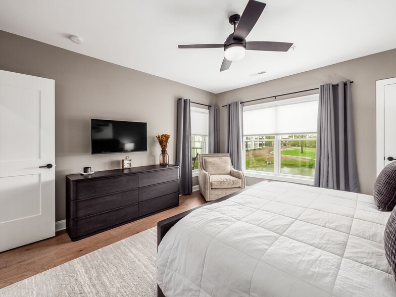 Building Photo - 5211 Highpointe Lakes Dr