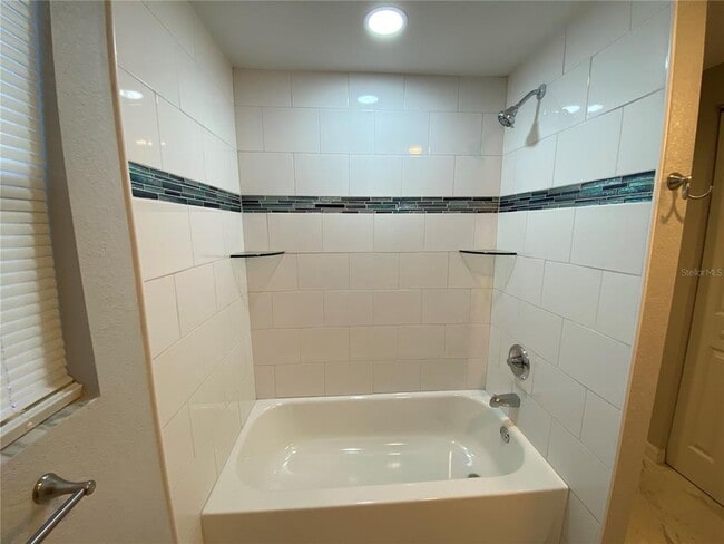 Building Photo - 4409 Plum St