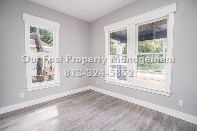 Building Photo - 2817 N Taliaferro Ave