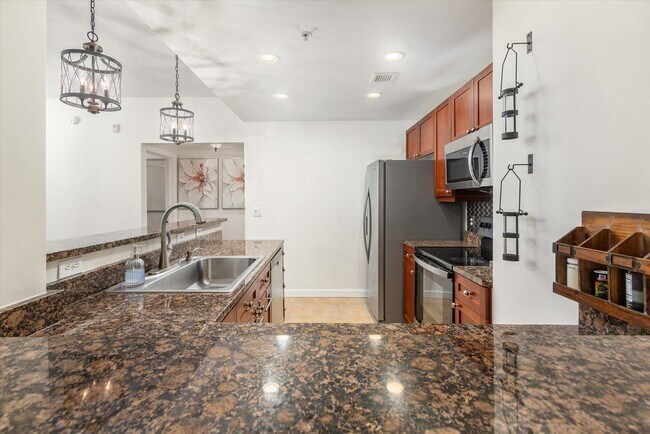 Building Photo - 955 Registry Blvd