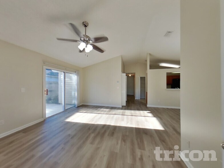 Building Photo - 4196 Jillian Dr