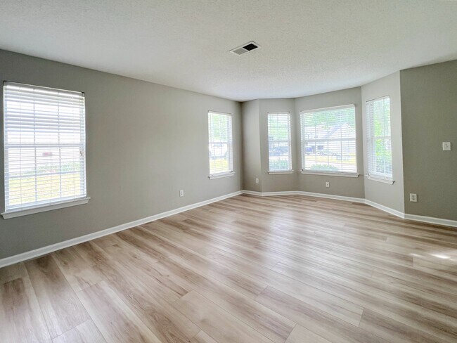 Building Photo - 5983 Hitt Lake Trail