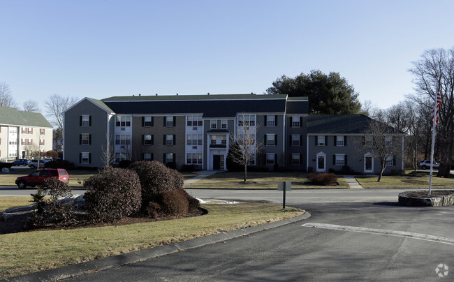 Building Photo - Saugus Commons