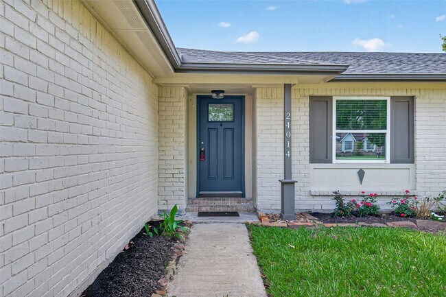 Building Photo - 24014 Nomini Hall Ln