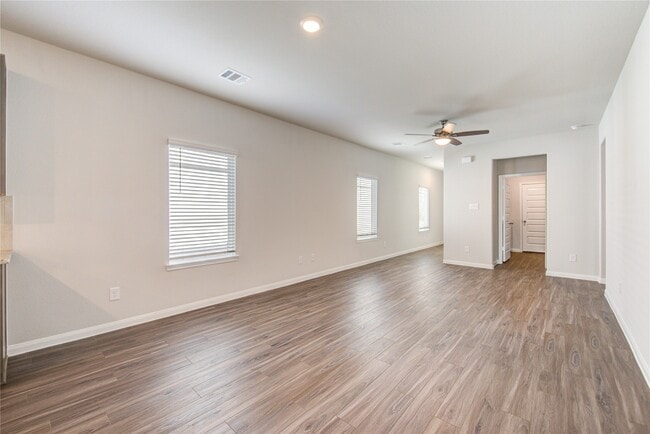 Building Photo - 13321 Burbot Dr