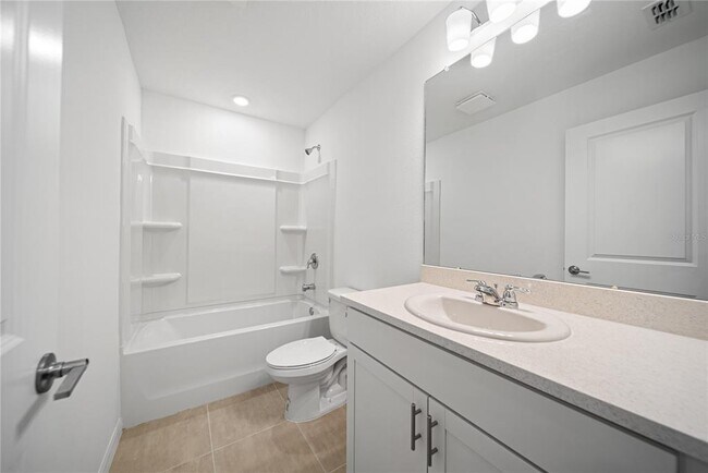 Building Photo - 2085 Hallier Cv