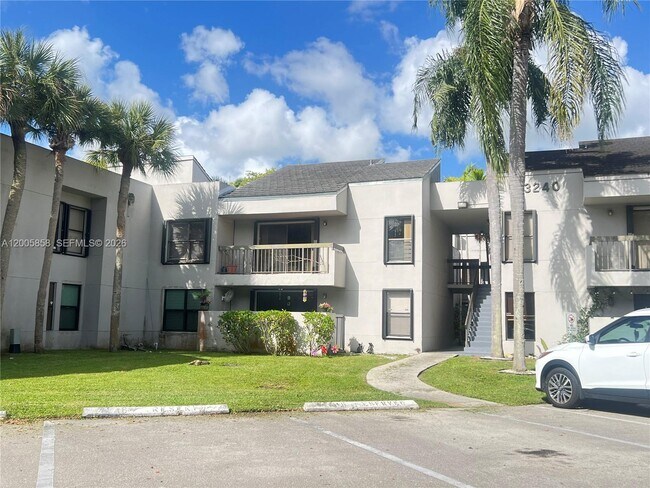 Building Photo - 13240 SW 88th Ln