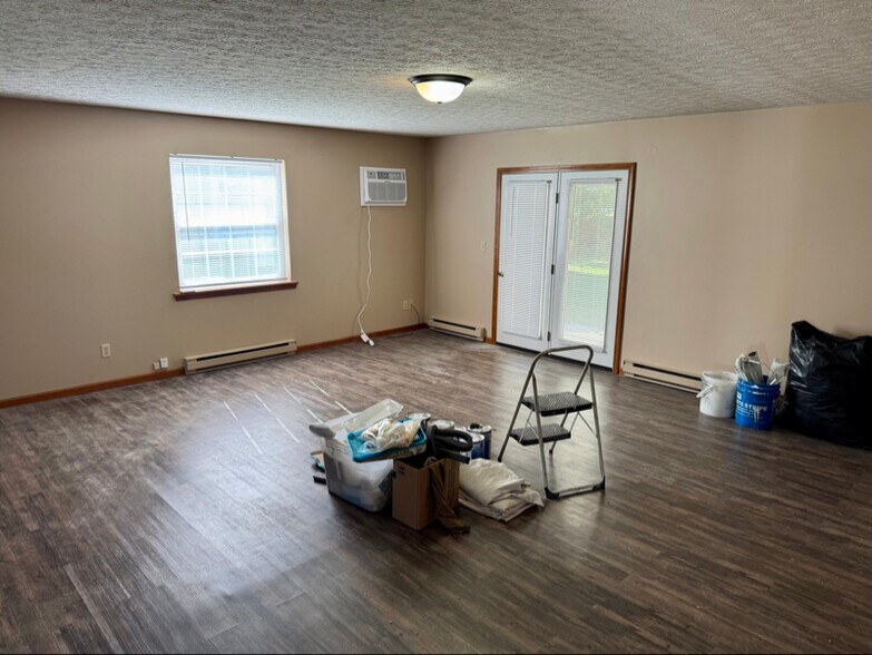 Building Photo - 4290 OH-601