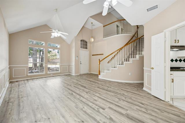 Building Photo - 1009 Spanish Oak Dr