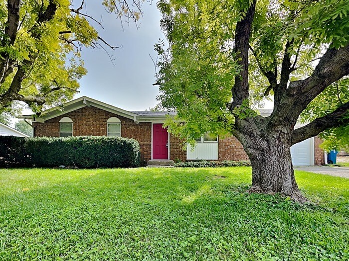 Primary Photo - 141 West St