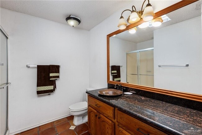 Building Photo - 15 El Rancho Rd