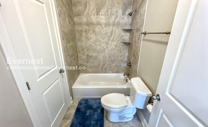 Building Photo - 147 Hobbs Dr