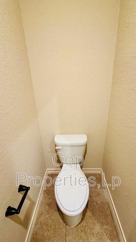 Building Photo - 7102 Micayla Cv