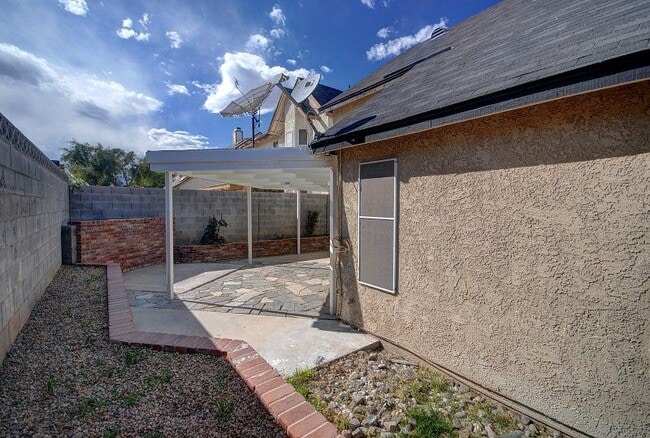 Building Photo - 6549 Lemitar Dr