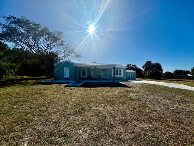 Building Photo - 6303 S Indian River Dr