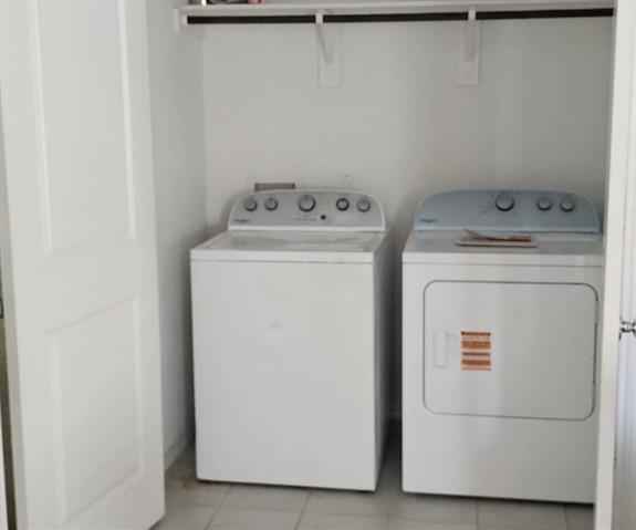 Building Photo - 9216 Grackle Pl