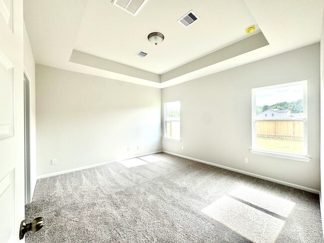 Building Photo - 27395 Axis Deer Trl