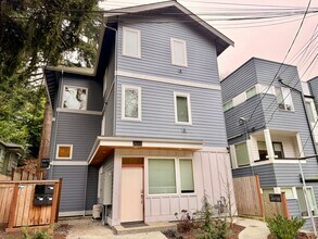 Building Photo - COOPER THOMAS 2613 DUPLEX