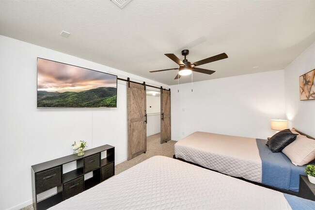 Building Photo - 11754 Green Coral Drive