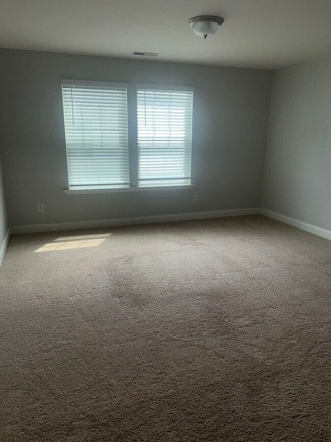 Building Photo - 815 Harmony Ranch Ln