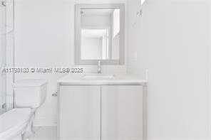 Building Photo - 2535 NE 193rd St