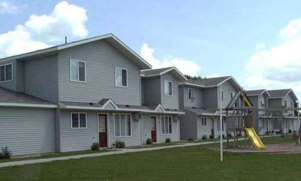 Crystal Lakle Townhomes - Crystal Lake Townhomes