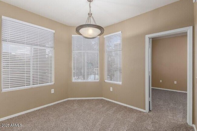 Building Photo - 11375 E Sahuaro Dr