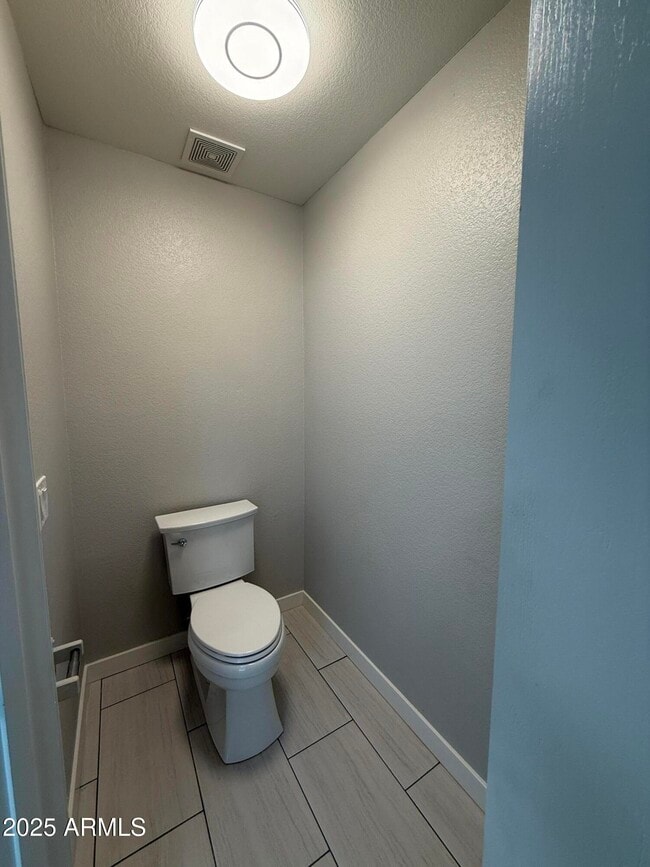 Building Photo - 14506 N 129th Ave