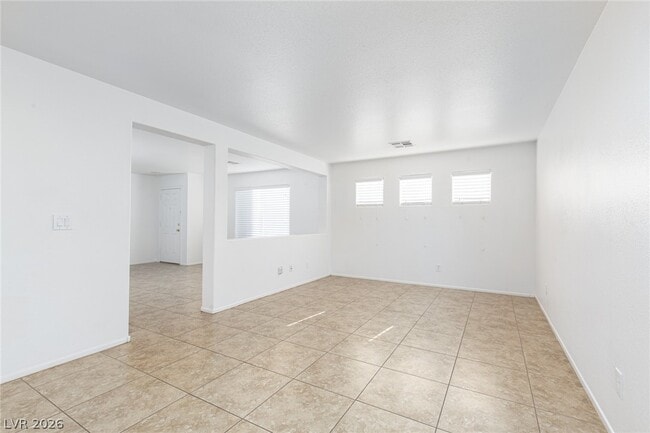 Building Photo - 10667 April Rose Ct