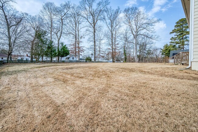 Building Photo - Beautiful Hopewell Move In Ready Home!