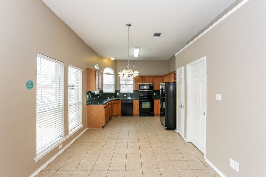Building Photo - 1322 Riverview Ln