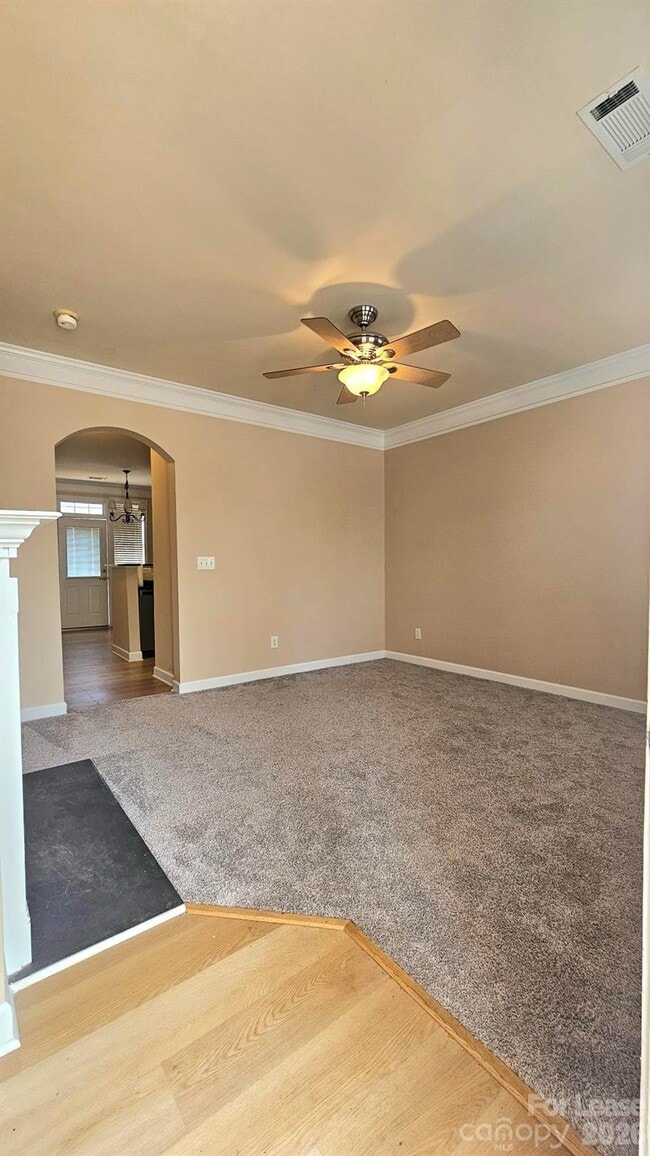 Building Photo - 1067 Writers Way