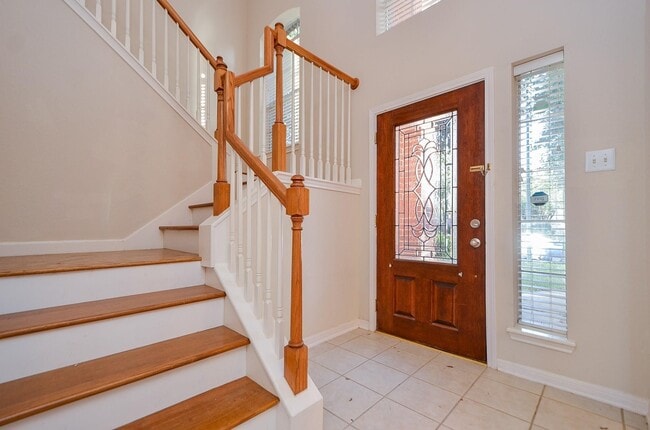 Building Photo - 5519 Poundstone Ct